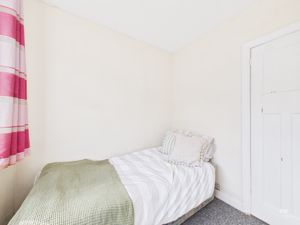 Photo 27- click for photo gallery